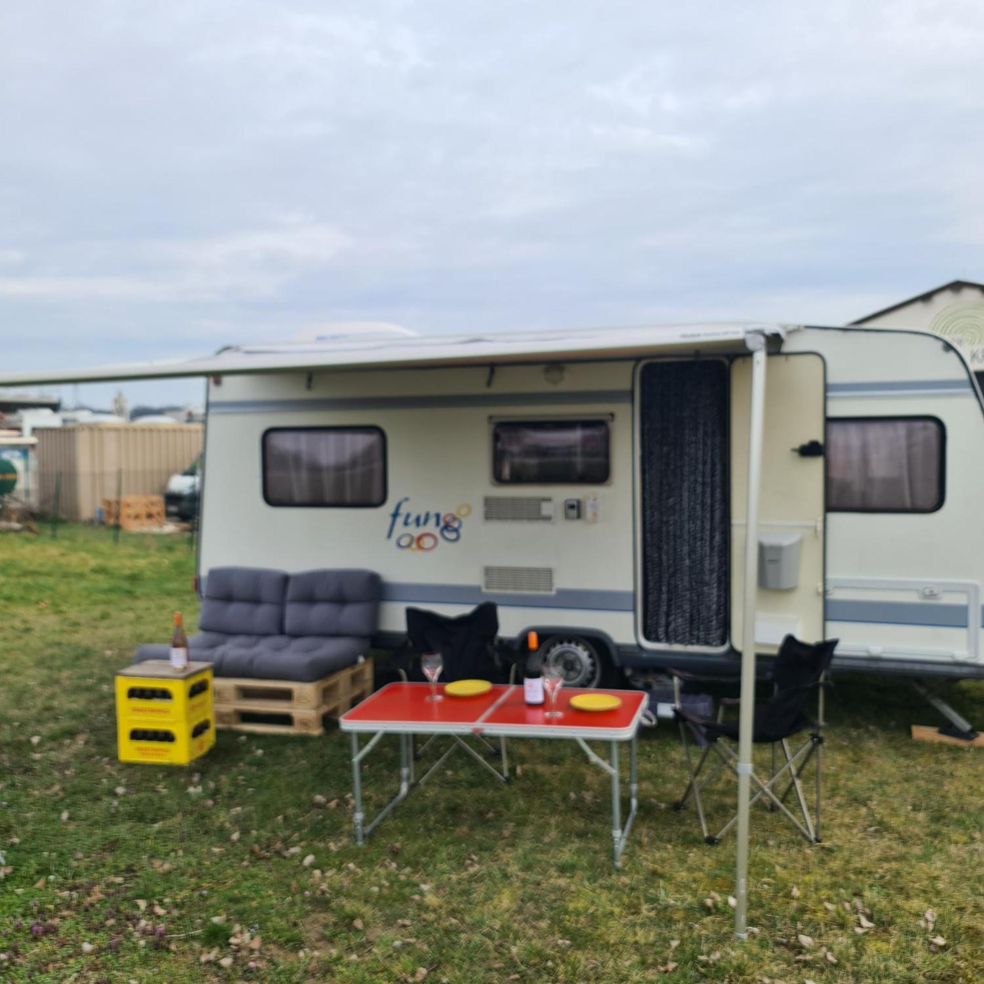 Louise'S Camper Hotell Neusiedl an der Zaya Exteriör bild