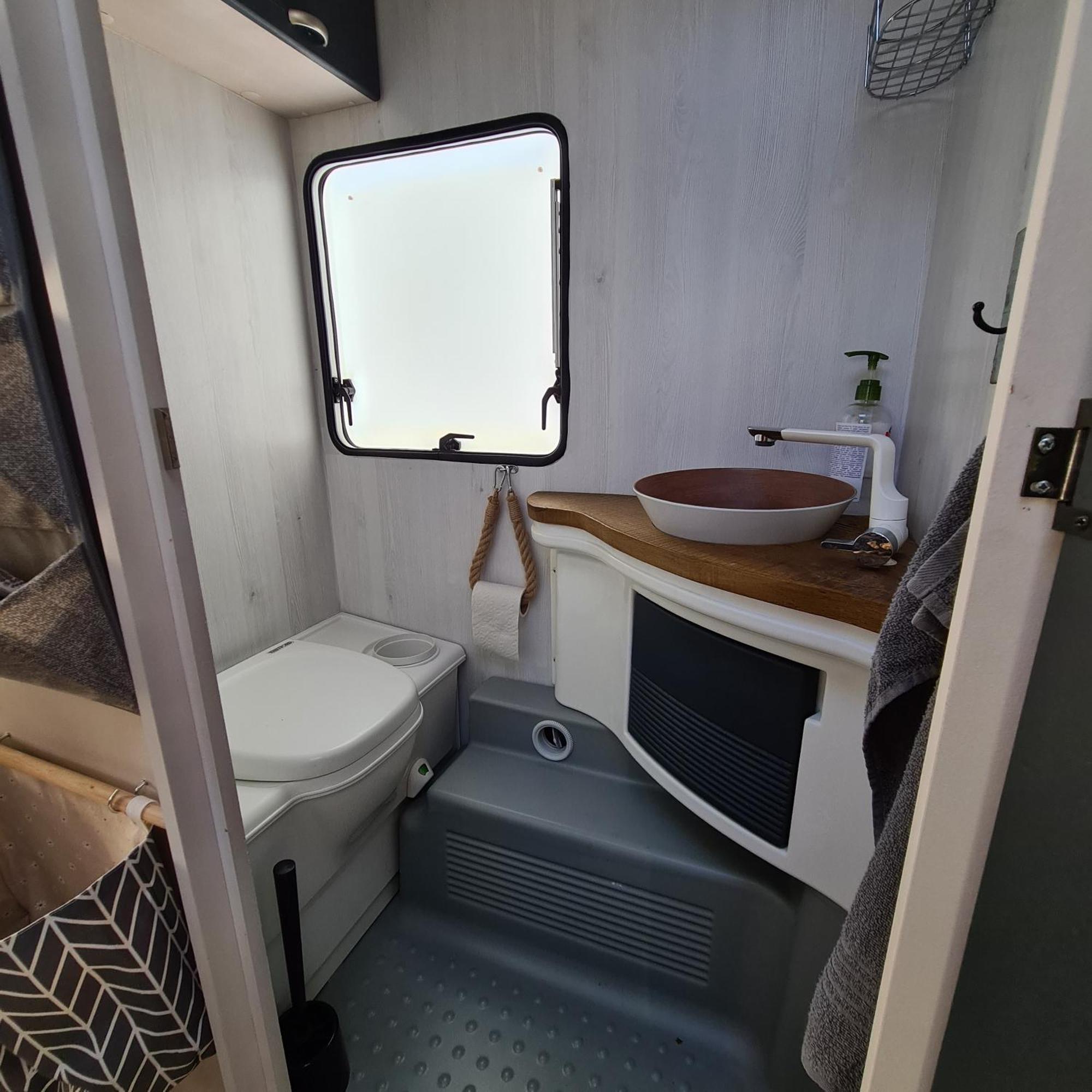 Louise'S Camper Hotell Neusiedl an der Zaya Exteriör bild